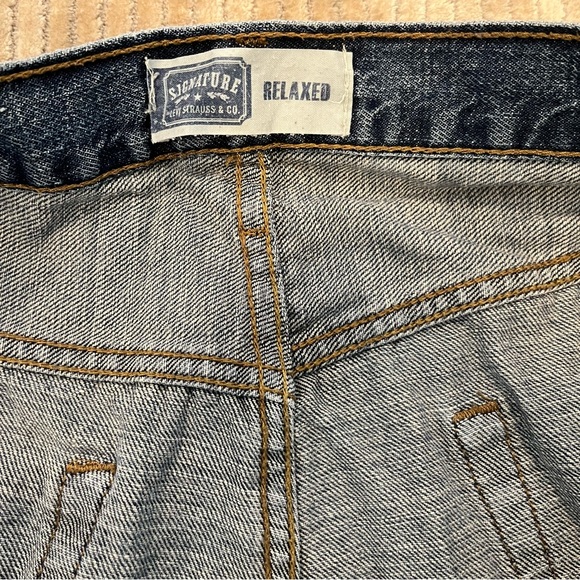 Signature by Levi Strauss Relaxed Fit Soft Flex Blue Denim Size 34 x 29 - Picture 3 of 9